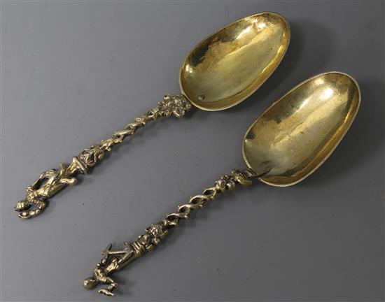 Two 18th/19th? century silver gilt apostle spoons, both approx. 17.5cm.